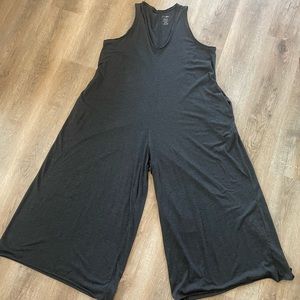 Natural life knit v-neck jumpsuit.